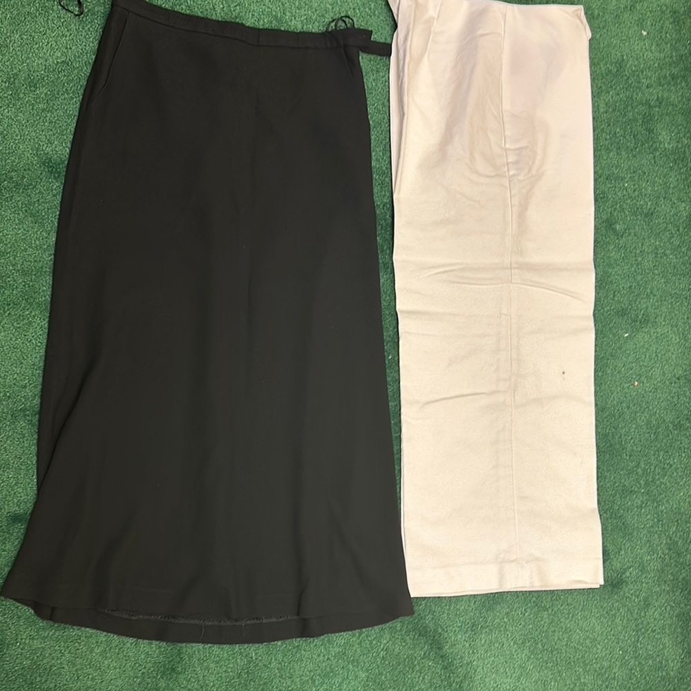 Elegant Black and Cream Women's Skirt Set